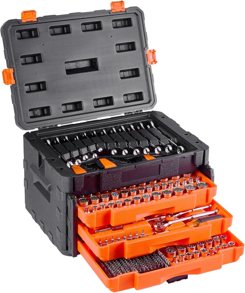 Mechanical tool kits and socket sets, consisting of 450 pieces, available in sizes of 1/4 inch, 3/8 inch and 1/2 inch, deep and standard socket types, conforming to the standards of the American Society of Automotive Engineers, with American C1611